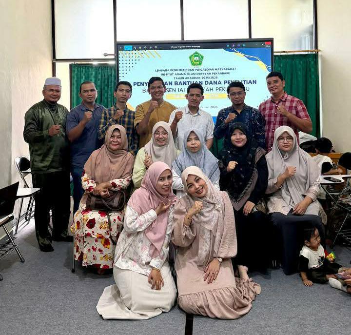 Penyerahan Bantuan Dana Penelitian bagi Dosen IAI Diniyyah Pekanbaru Tahun Anggaran 2025